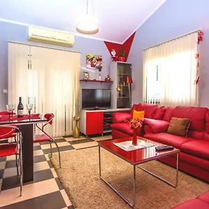 Apartment Saric, Pula